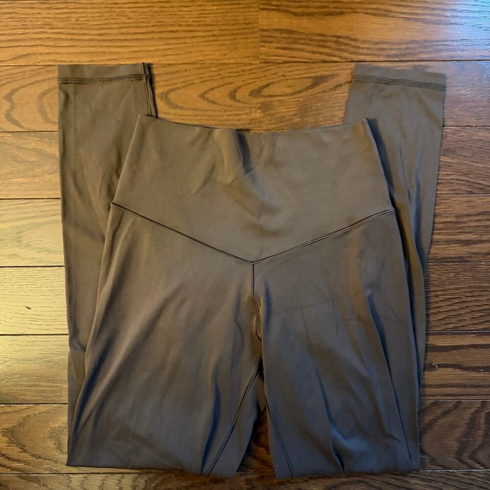 Women’s Offline by Aerie Real Me 7/8 High-Rise Leggings Size Medium